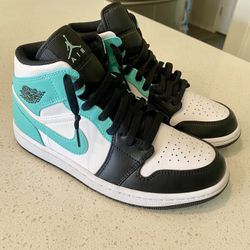 Size 7.5M - Jordan 1 Mid Tropical Twist Igloo