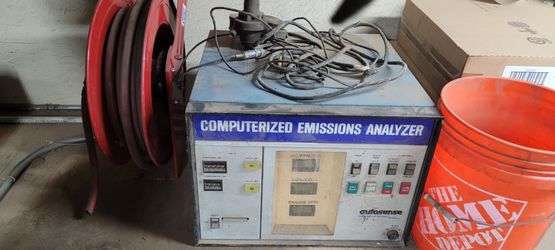 vintage Autosense
Computerized Emissions Analyzer