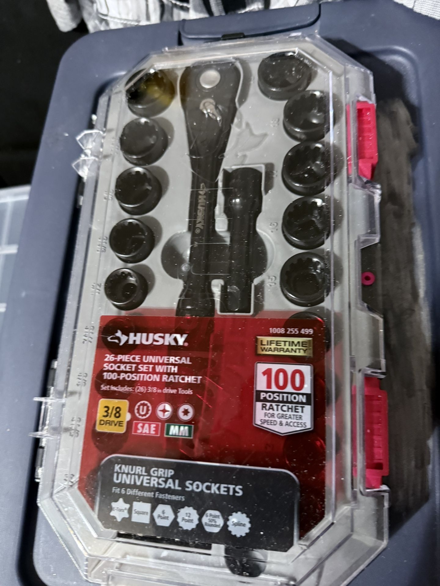 26pc. Universal 3/8 drive Socket set w/ 100 position ratchet