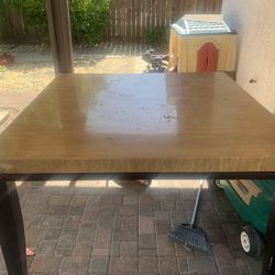 Selling Complete Living room, Dinner Table and Picture Frames