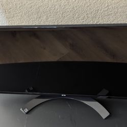 32" LG Monitor Up For Sale.