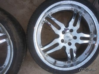 2 Rines con llantas