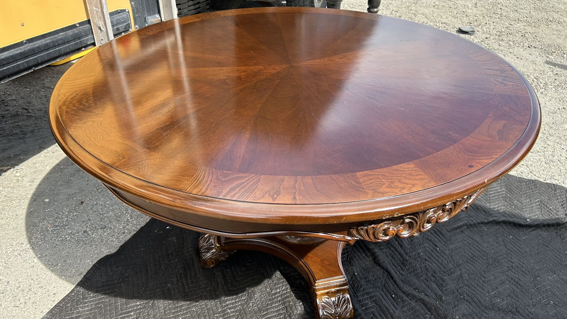 Ashley Furniture Vintage 55” Round Dining Table With Curved Decor 30” Height(address In Description)