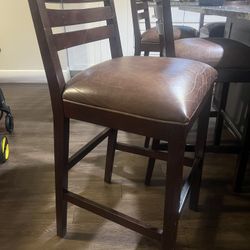 Leather And wood kitchen Stools