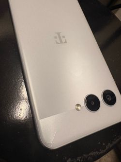 Metro Revvl 8