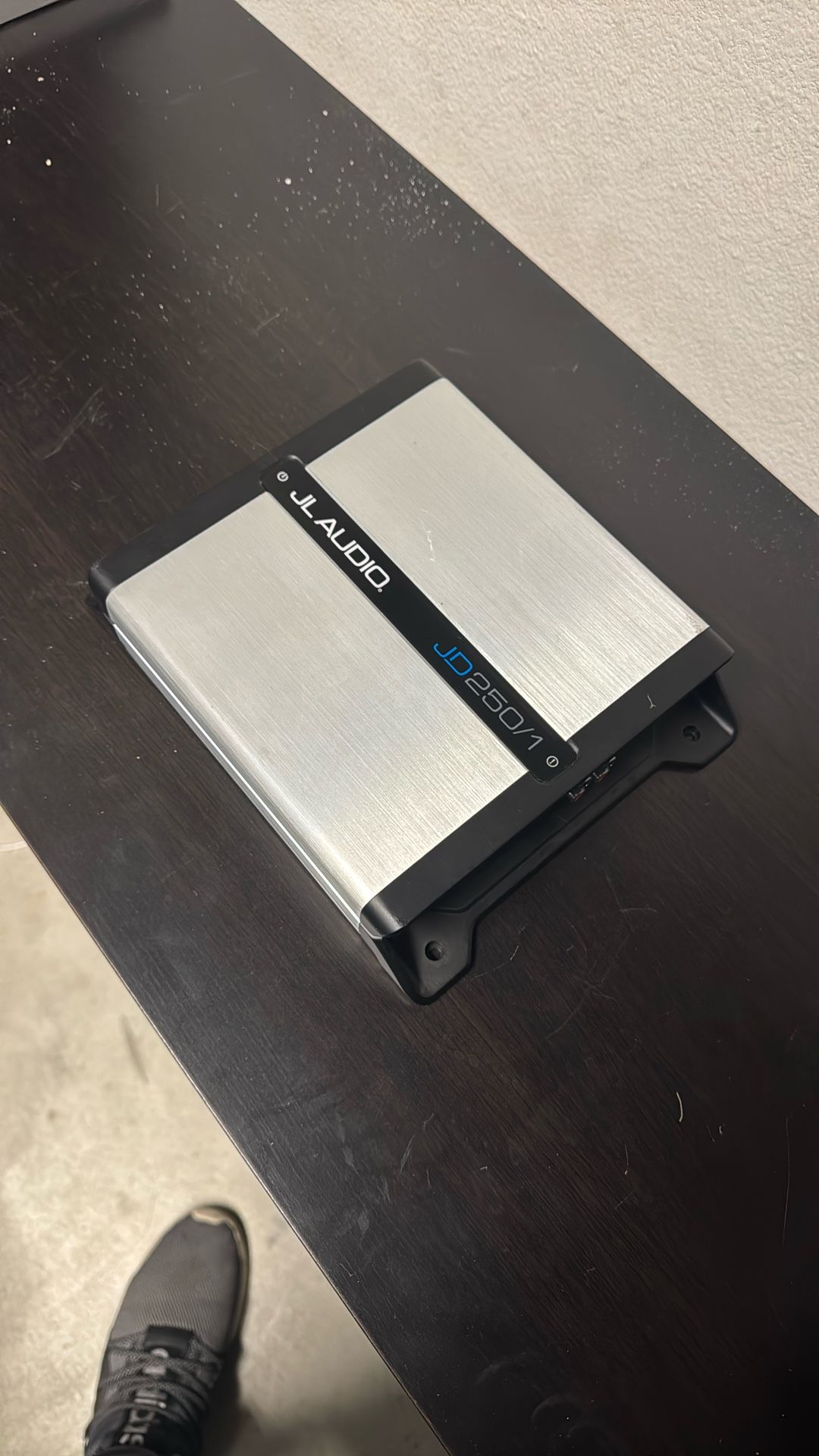 JL JD250/1 Mono block Subwoofer Amp