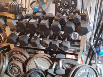 NEW  RUBBER  DUMBBELLS  AVAILABLE : 5s  thru 90s.  (PAIRS OF) : 5s = $15 /  10s = $30 / 15s = $40s / 20s = $55 / 25s = $65 / 30s = $75 / 35s = $85 / 4