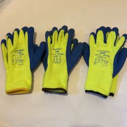 3 Ansell Powerflex 80-400 gloves