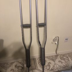Crutches 