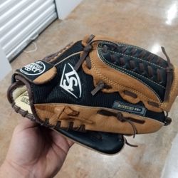 Louisville Slugger Kids Baseball Glove