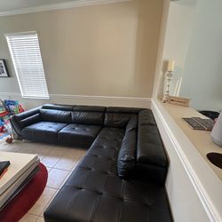 Sectional Couch 
