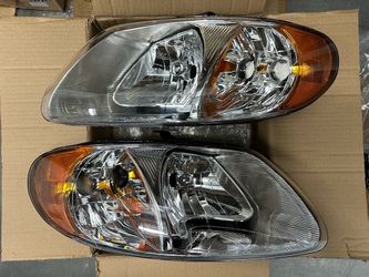 01-07 Town & Country/Grand Caravan, Chrome Housing Headlights With Amber Corner