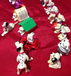 Dog Action Figure Disney 101,102 Dalmatians Random, Lot of 16