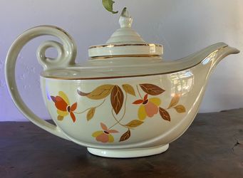 Hall Teapot Vintage