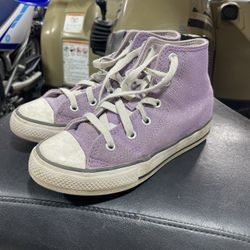 Girls Size 1 Converse 