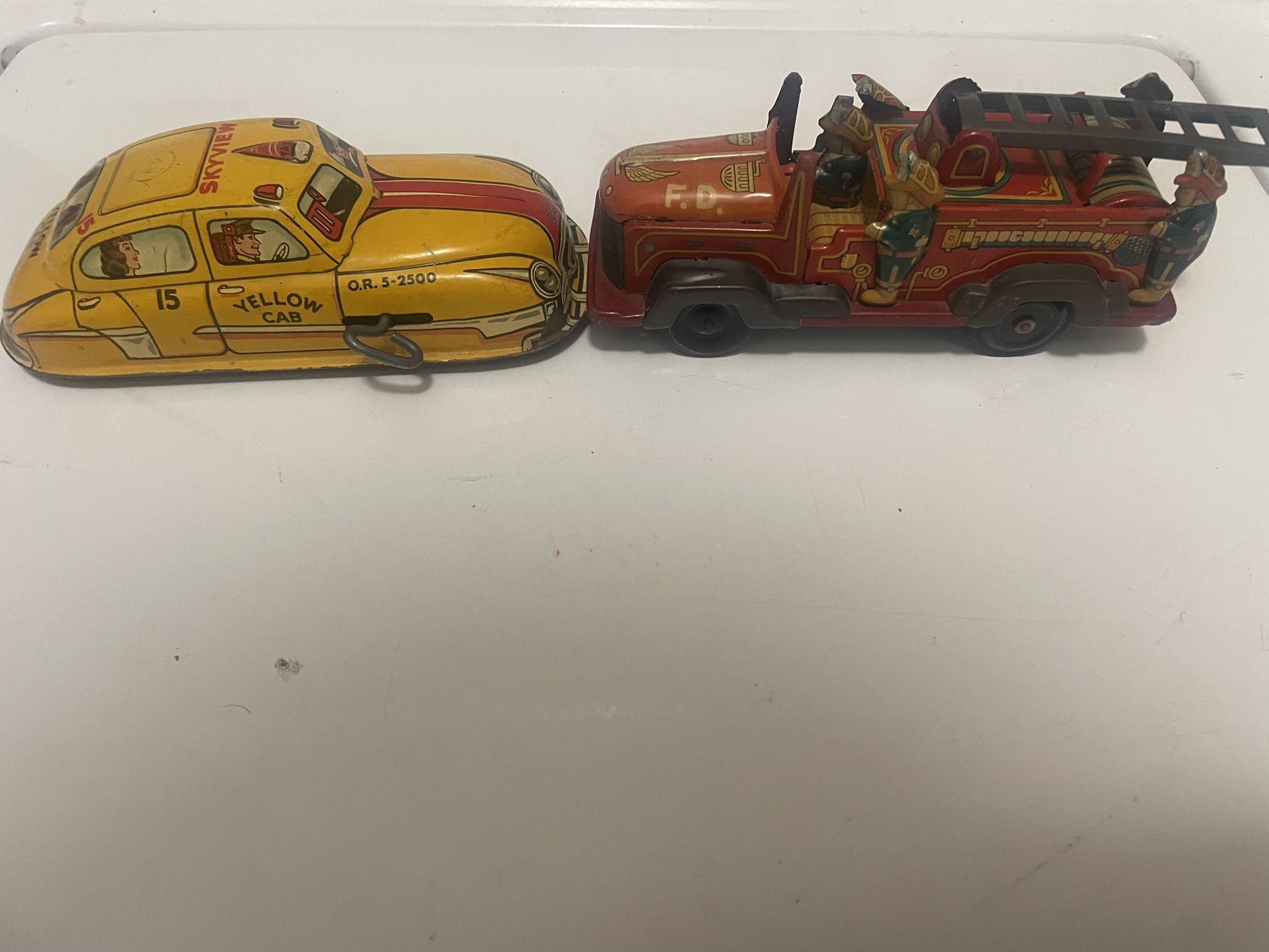 Vintage Metal windup Toys