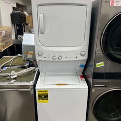 GE 3.8 cu. ft. Washer 5.9 cu. ft. Gas Dryer Combo