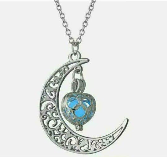  Glow in the Dark Stainless Steel Chain Moon Crescent Necklace Pendant