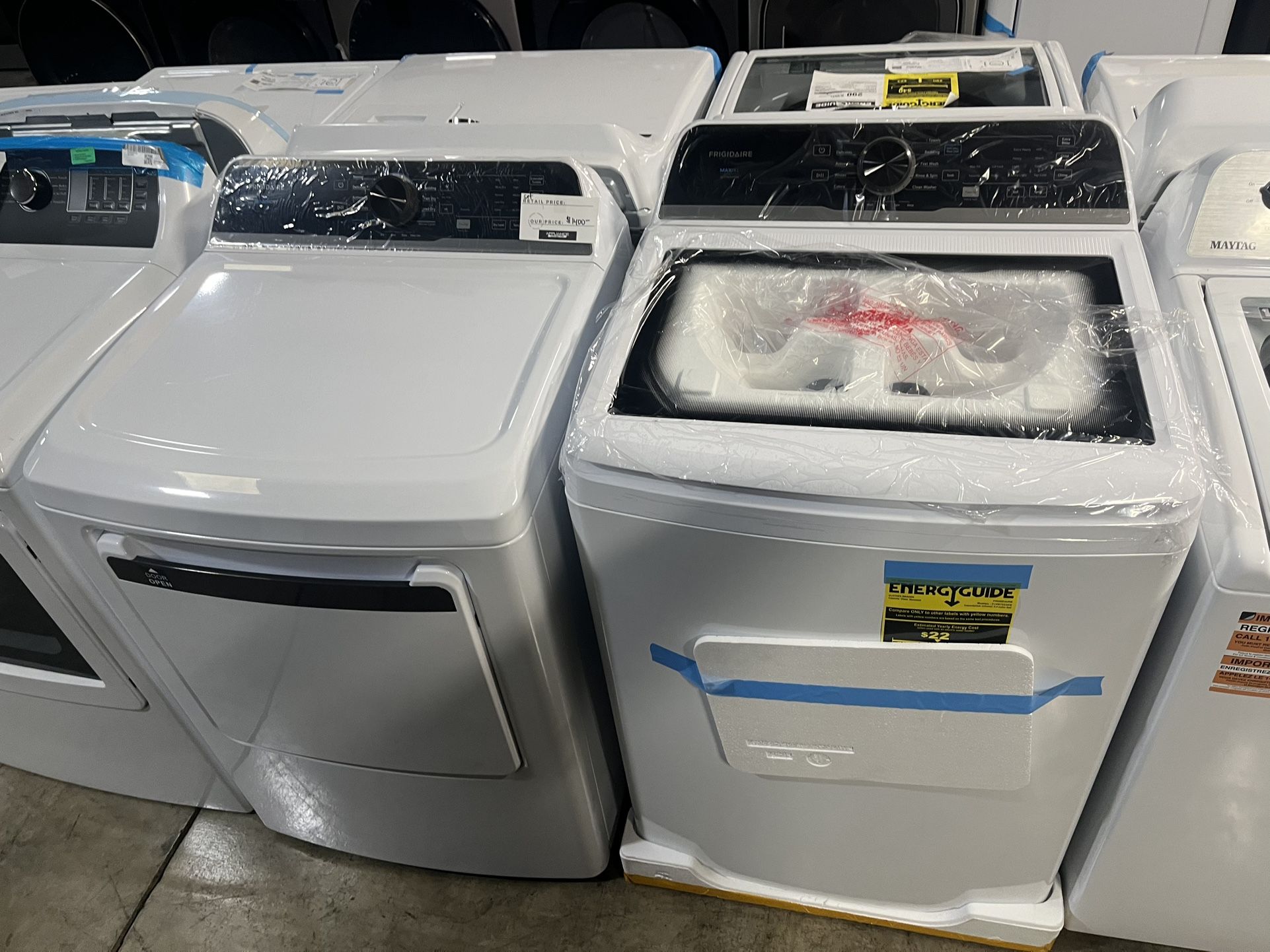 FRIGIDAIRE TOP LOAD SET GAS DRYER NEW SET
