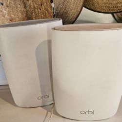Orbi Satelite Rbr50 R2 