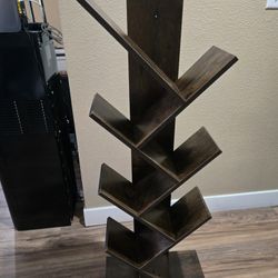 Standing Bookshelf 