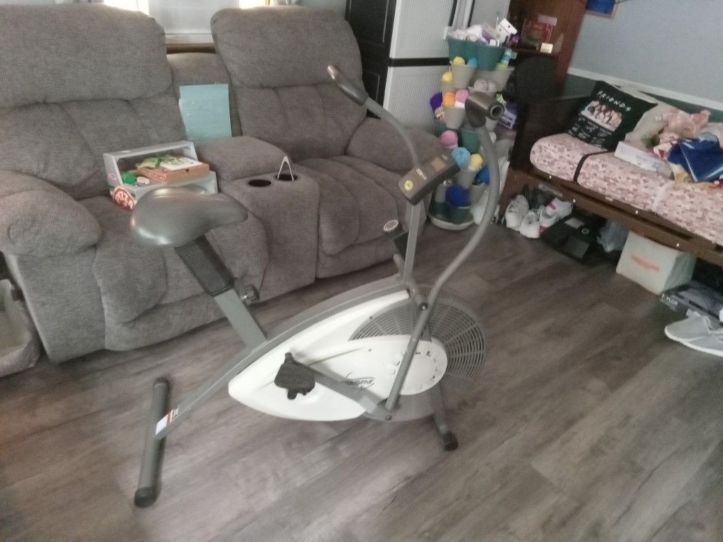 Exercise Bike All Works Great Local Pickup Only