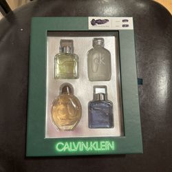 New 4 Calvin Klein MENS Cologne 0.5 Size