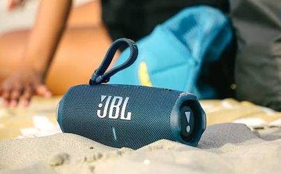 JBl charge 6