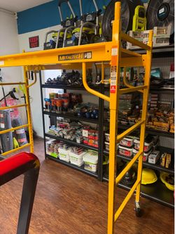 Safeclimb 6 ft. Baker Scaffold with Platform and Included Trap Door, 1250 lbs. Load Capacity