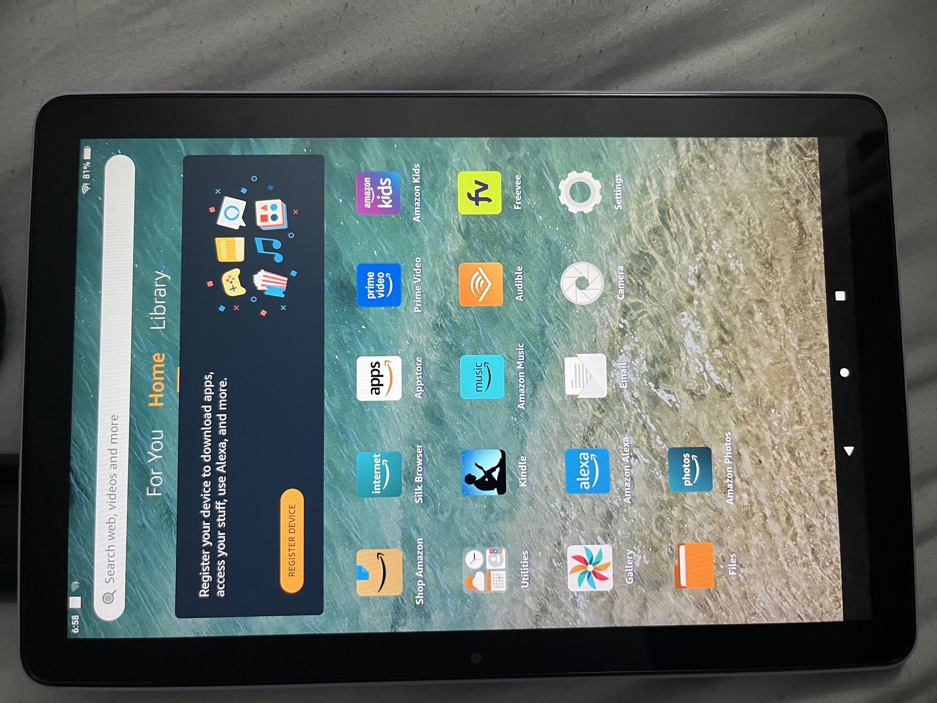 Amazon Fire HD 10 Tablet - 32 GB