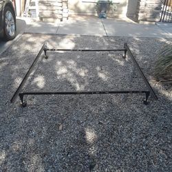 Twin Or Full Size Metal Bed Frames Rails $25 Each Many Available 