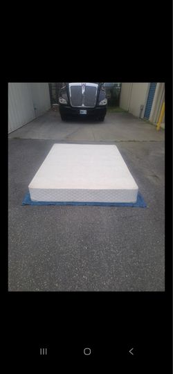 FULL SIZE HYBRID / FOUNDATION BOX SPRING