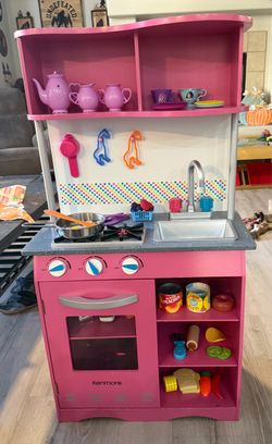 Play Kitchen