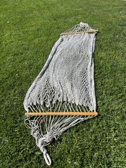 Hammock with Wooden Spreader Bars