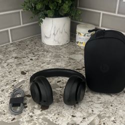 Beats Studio Pro Black 