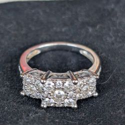 14KT Yellow Gold 0.60CTW Diamond Ring