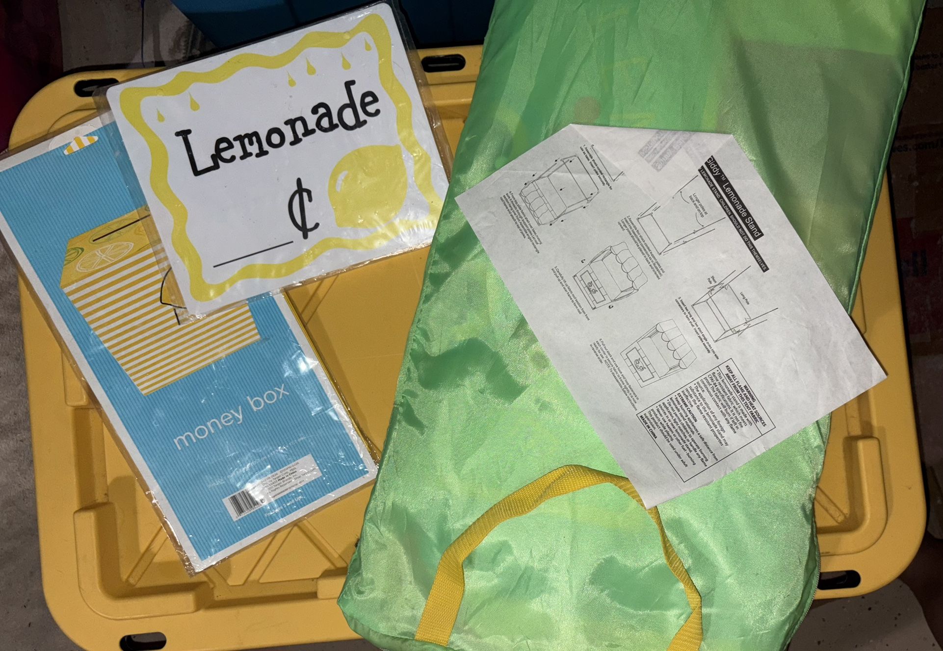New Lemonade Stand, $box And Sign
