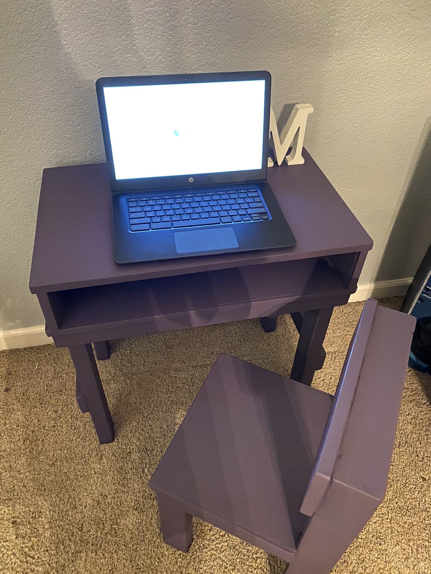 Kids desk / escritorio para niños