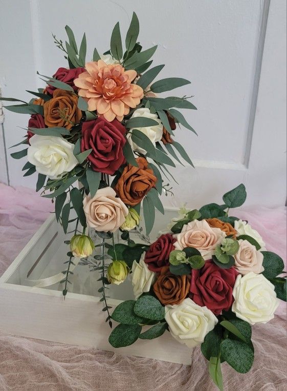 1 Bridal and 1 Bridesmaid Wedding Bouquets