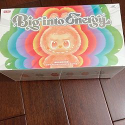 Big Into Energy Labubu Pop Mart 