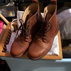 Leather Shoes 