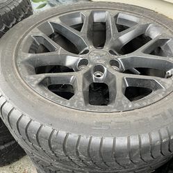 22 Inch Black Snowflakes 6x139.7 6 Lug 