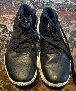 Under Armour youth shoes size 6.5Y