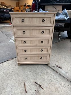 5 drawer dresser natural color brand new