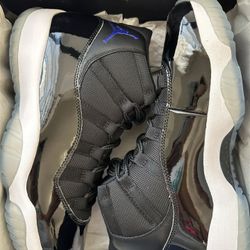 Jordan XI Space Jam Size 9.5 2016 New