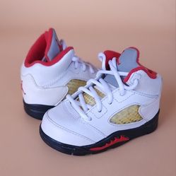 NIKE Air Jordan 5 Retro Fire Red  Toddler Size 4C