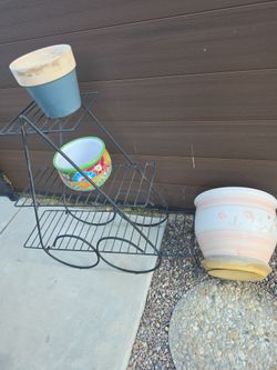 New Iron shelf 3 Cermic pots