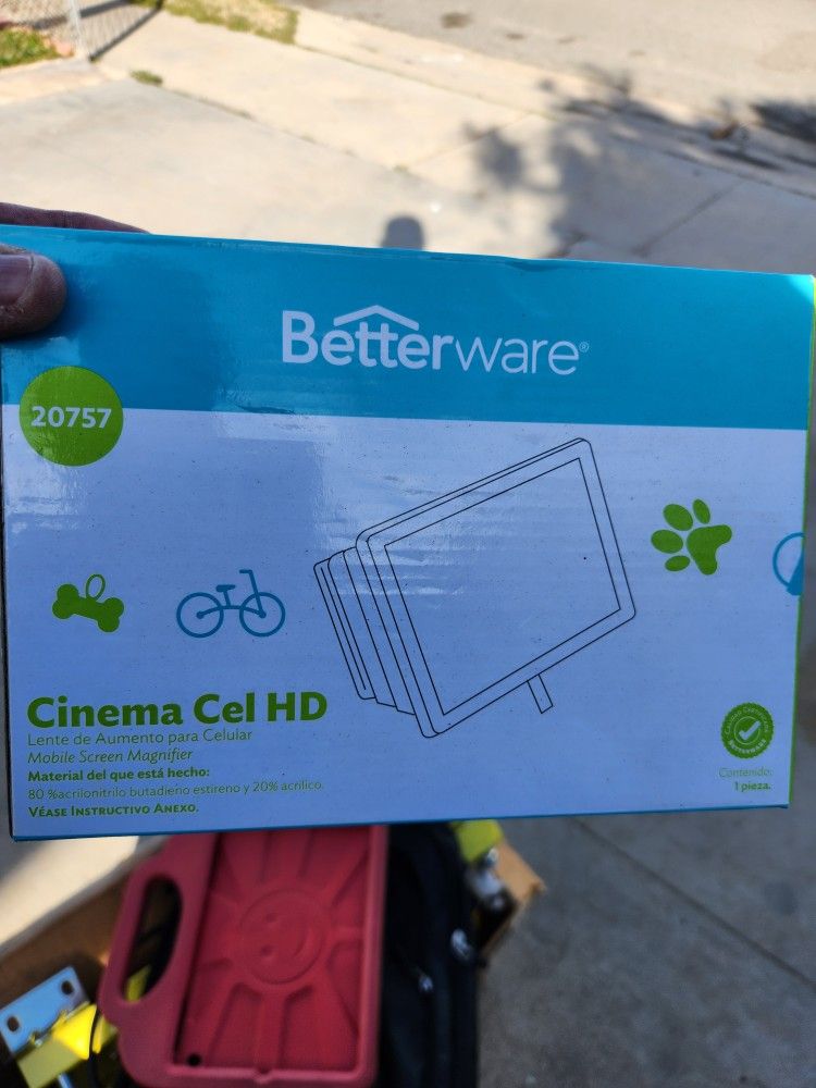 cell phone screen and make it bigger