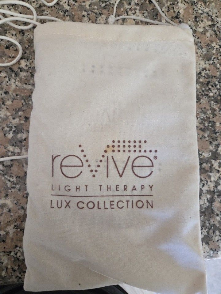 ReVive Light Therapy Lux Collection dpl IIa LED Treatment Panel.