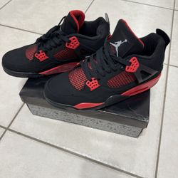 Air Jordan 4 Retro 